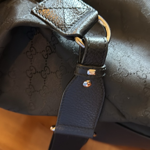 Gucci Men's Black Designer Duffle Bag 22.5x15x10 - Picture 9 of 15